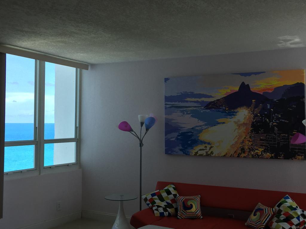 Castle Beach - Great Views Miami Beach Exterior photo